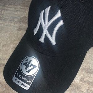 New York Yankees hat